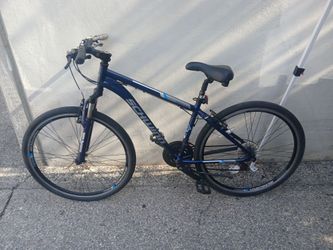 Men's 700c Aluminum Schwinn Trailway Hybrid Bike
