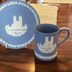 Wedge Wood Christmas Plate & Mug. 1977
