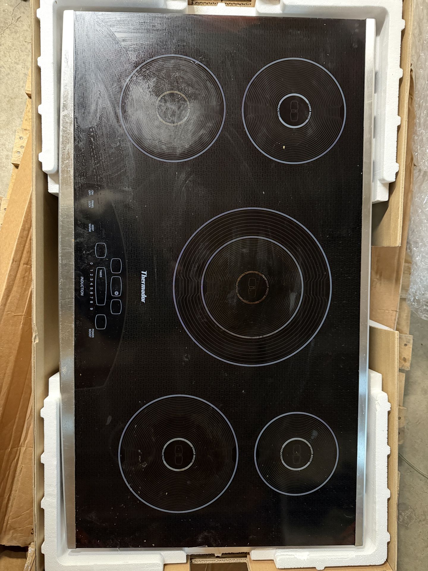 Free Thermador 36" Induction Cooktop