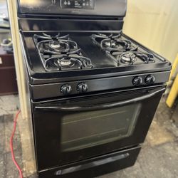 Frigidaire Has Range Stove In Black 