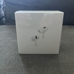 Wireless Earbuds (SEND BEST OFFER)