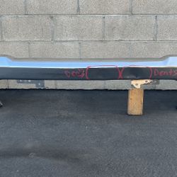 2024-2025 CHEVROLET SILVERADO 2500 3500 FRONT BUMPER  OEM