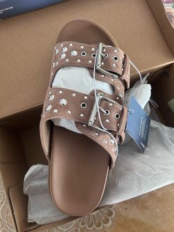 Women’s Hayes Sandals with Memory Foam Insole in Beige
