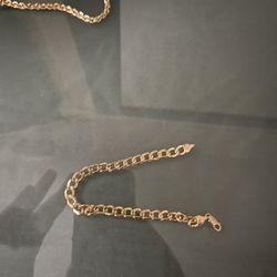 gold bracelet 