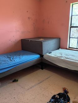 L shaped bedframe