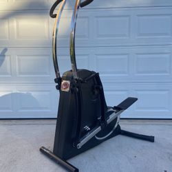 Cyclone Elliptical Machine 