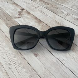 Black Gucci Sunglasses