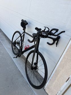 Trek Émonda ALR 5 58cm + Wahoo KICKR CORE Smart Trainer