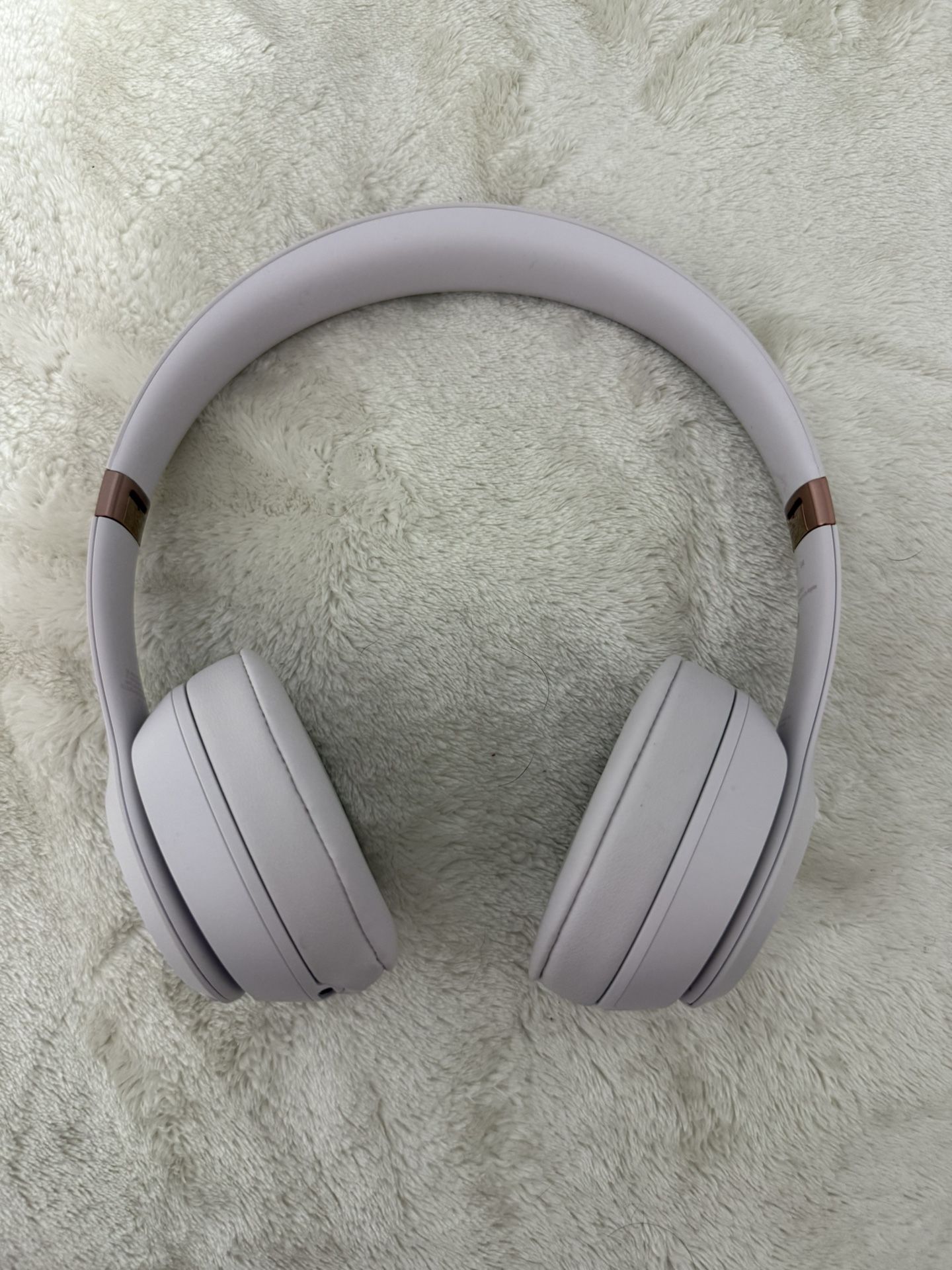 Beats Solo 4 (Pink)
