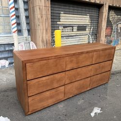 Wide Solid Wood 9-Drawer Dresser 