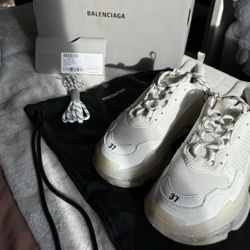Balenciaga Shoes 