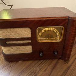ANTIQUE 1940 GE TUBE RADIO CANADIAN JK50 TABLE In Good Condition $30 Firm On Price