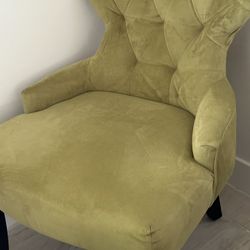 ACCENT CHAIR 
