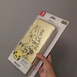 HORI Nintendo Switch Pikachu Gold Alumi Case (Japan Import)