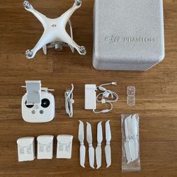 DJI Phantom 4 Pro V2 (Drone)