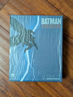 Mezco Batman the Dark Knight returns