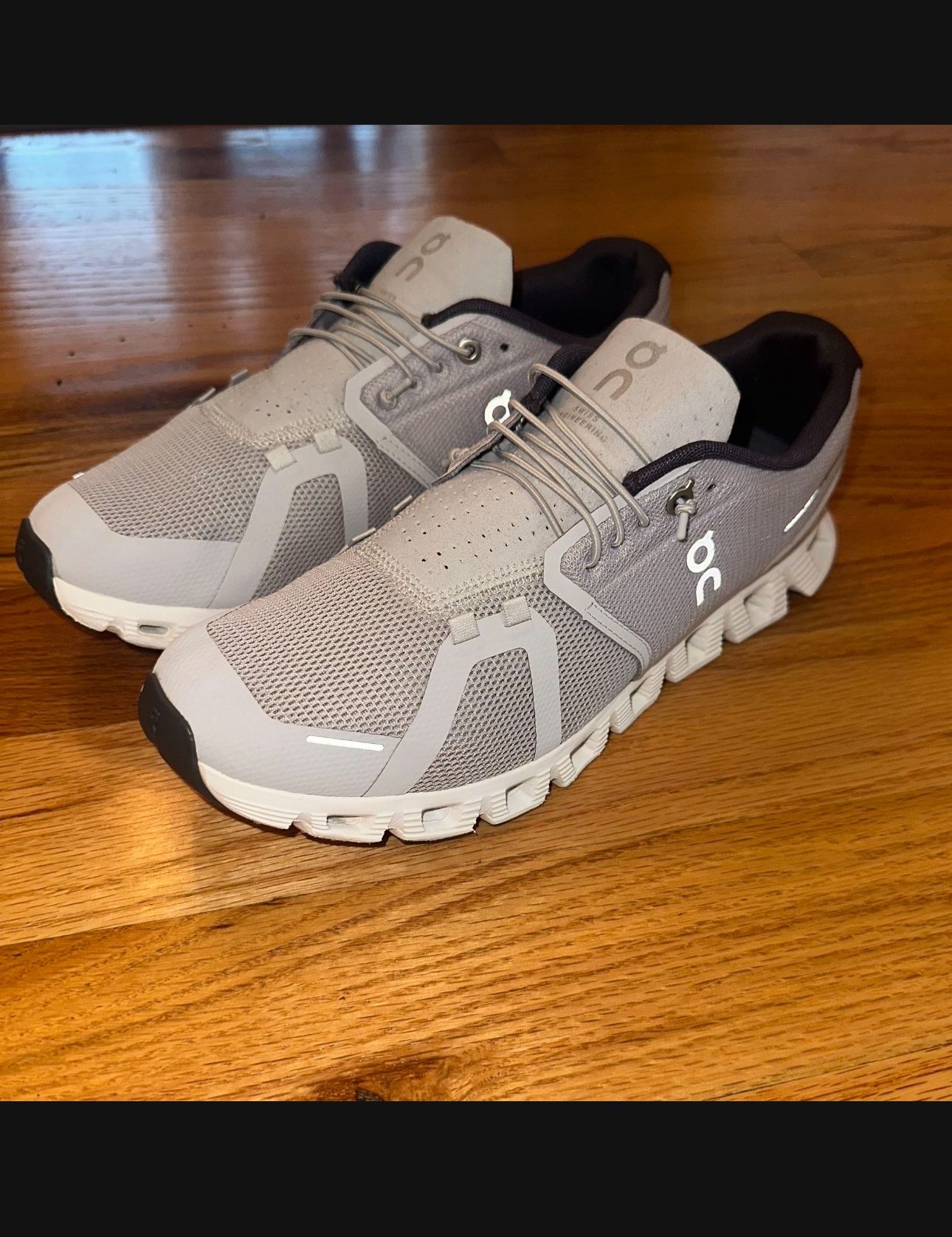 Men’s On Cloud Shoes Like New Size 9.5 Women 11.5