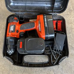 18v Cordless Drill Set w/charger & 2 batteries