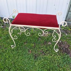 29" Wrought Iron Parlor Bench
