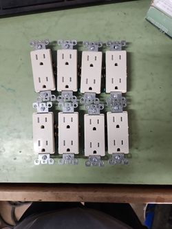 (8) Duplex Recepticle Outlets 15A. 125V.