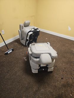 Chrysler Town And Country Chairs