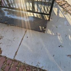 Para Perros Con Ruedas Solo Le Falta La Tapa De Arriba Pero Esta En Muy Buen Estado