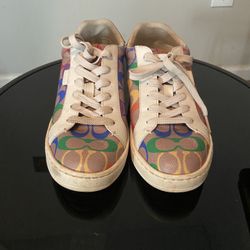 Women’s Shoes 7.5(pick Up Or Meet Up Only Conyers Ga)
