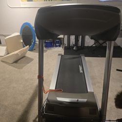 Spirit Treadmill XT385