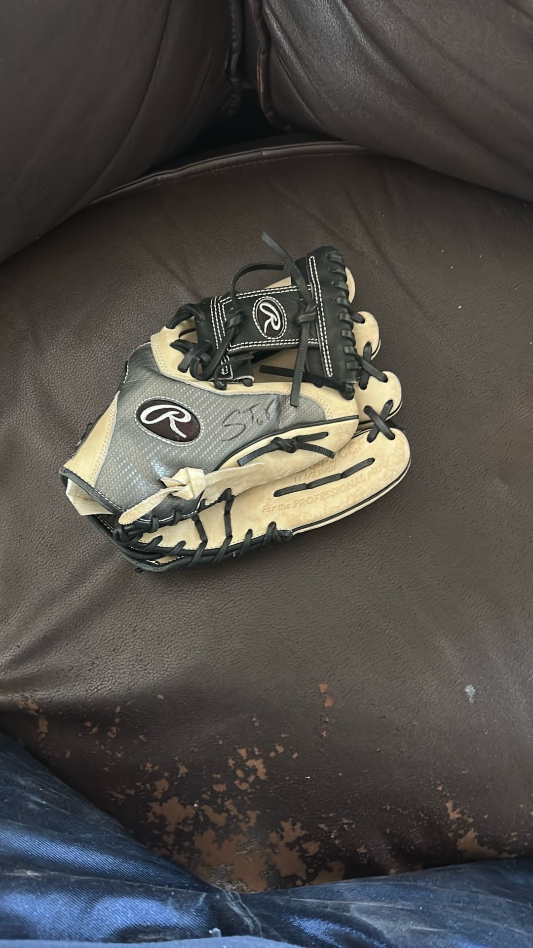 Rawlings Heart Of The Hide 11.1/2 INCH