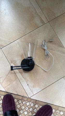 Wall mounted lamp