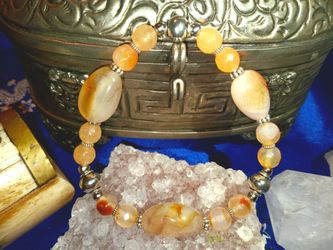 Bracelet carnelian silver colored fobs