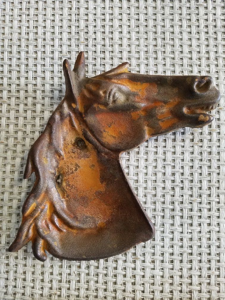 Vintage cast iron horse spoon rest