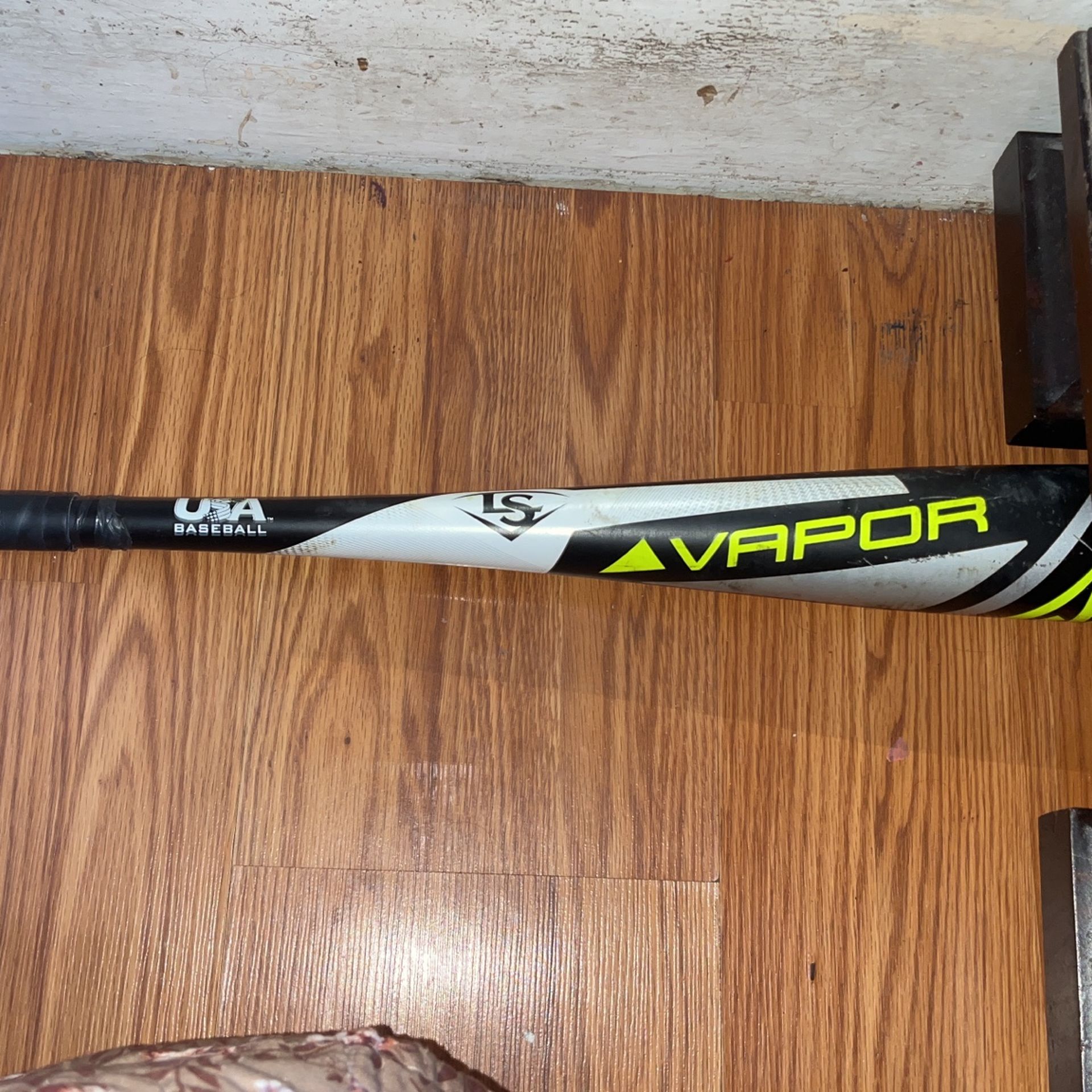 Louisville Vapor Slugger Baseball Bat Model: WTLUBVA18B9