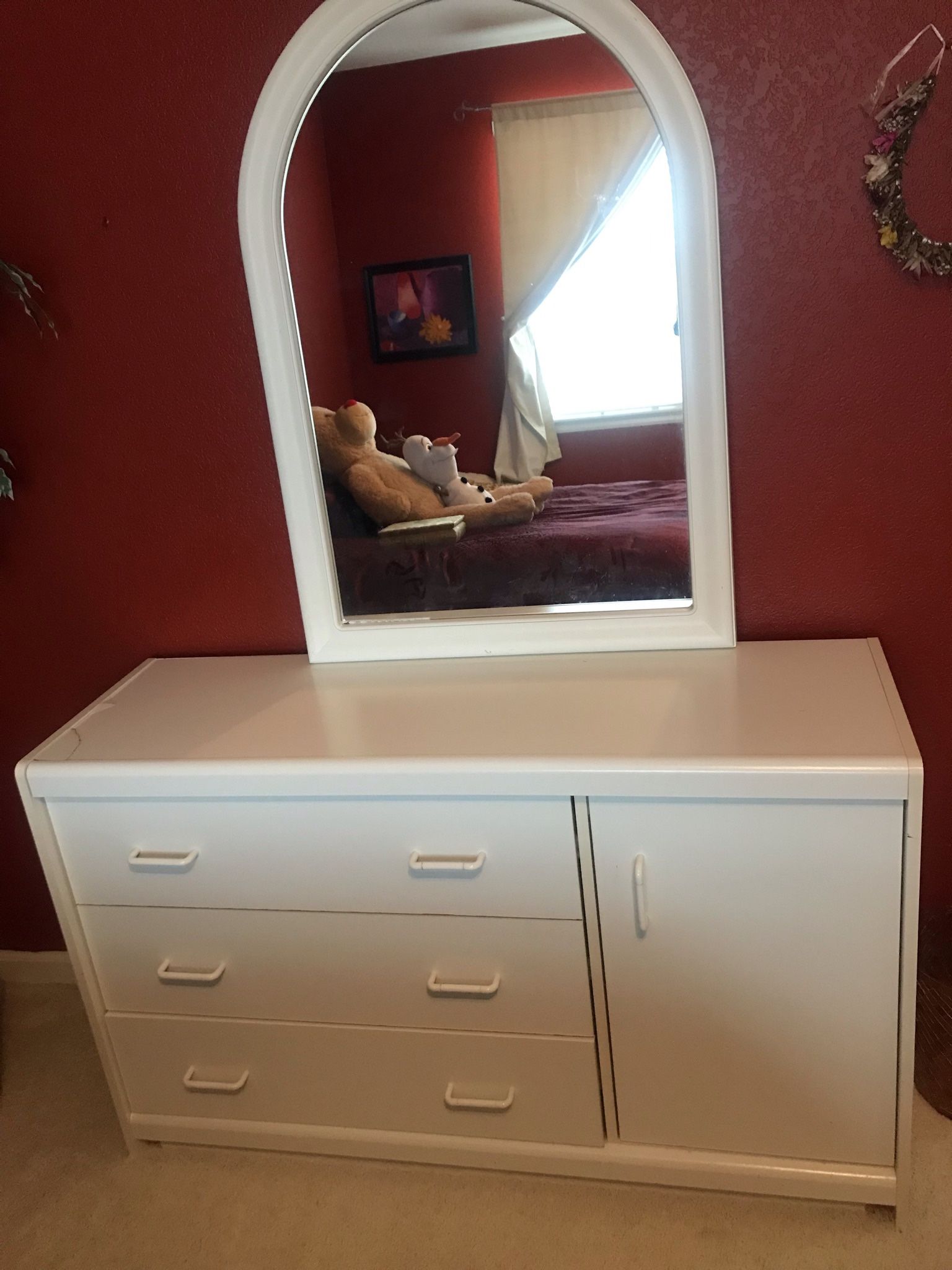 Child’s Dresser with  mirror