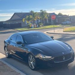 2016 Maserati Ghibli 