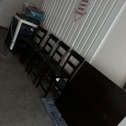 Table Set With 4 Chairs Good Condition 
