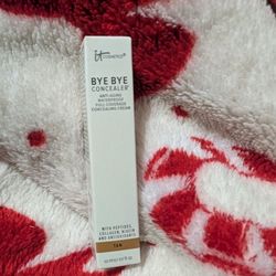 NEW IT COSMETICS CONCEALER 