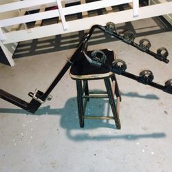 Thule
4-bike hanging RV bike rack black

