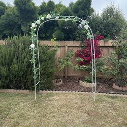 White Metal Arch