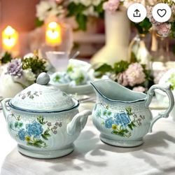 NEW Mikasa “Precious Blue Michelle” D2501 – Full 40+ Piece Set,