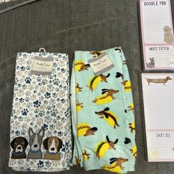 Dog Design Kitchen Towels & Notepads 