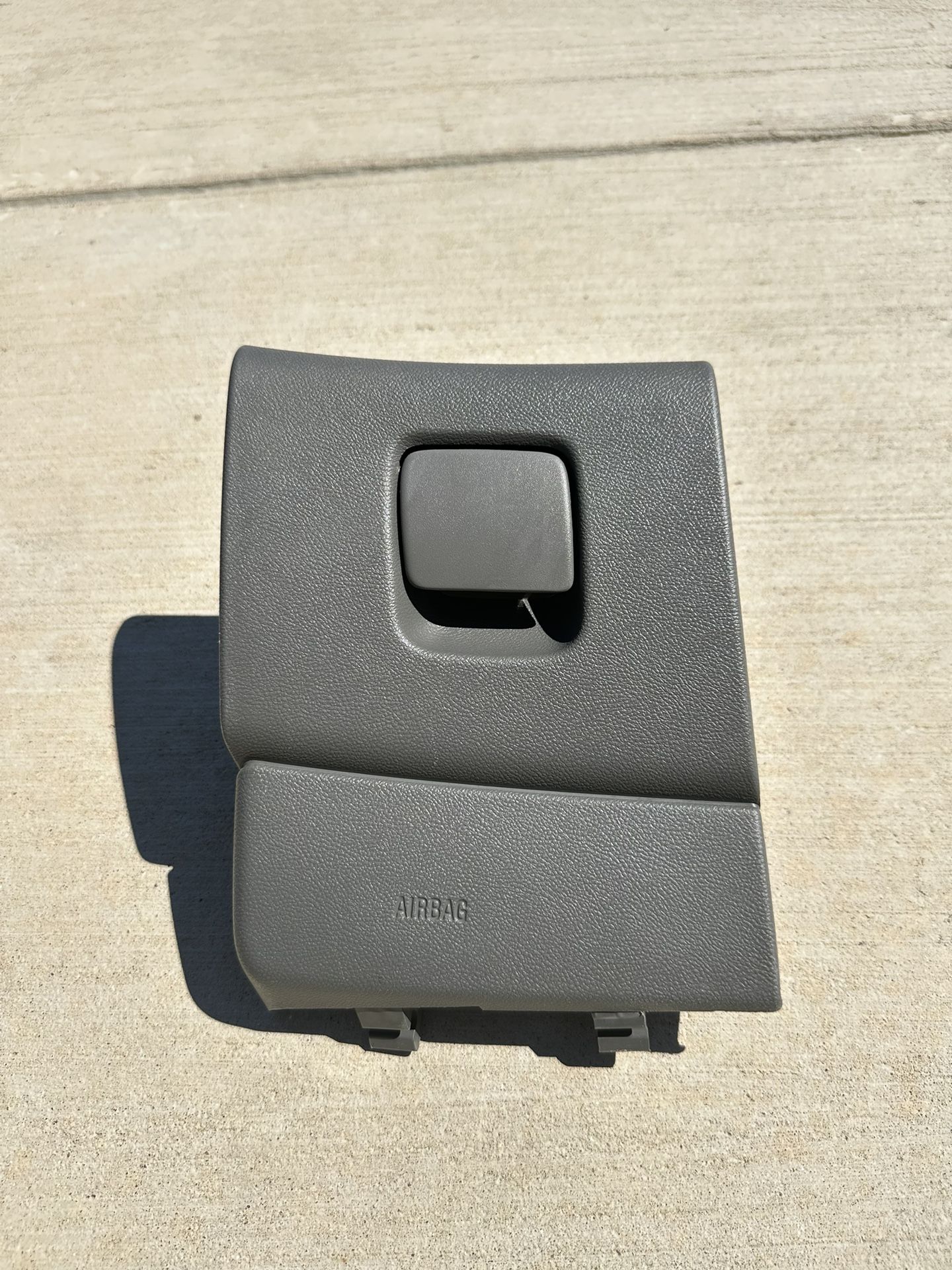 Chevy Malibu storage compartment
