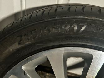 Toyota Camry Compatible Rims and Tire
