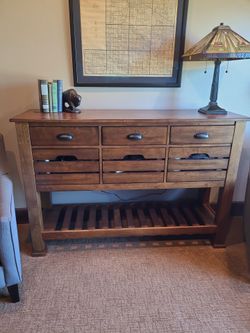 Sideboard