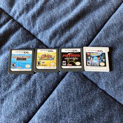 3 Nintendo Ds And 1 Nintendo 3Ds