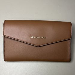 Micheal Corse Purse