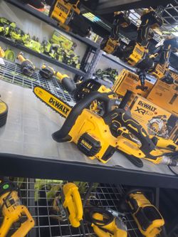 DeWalt 12-inch Brushless Chainsaw panchos tools