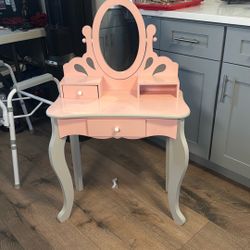 Princess rapunzel Vanity