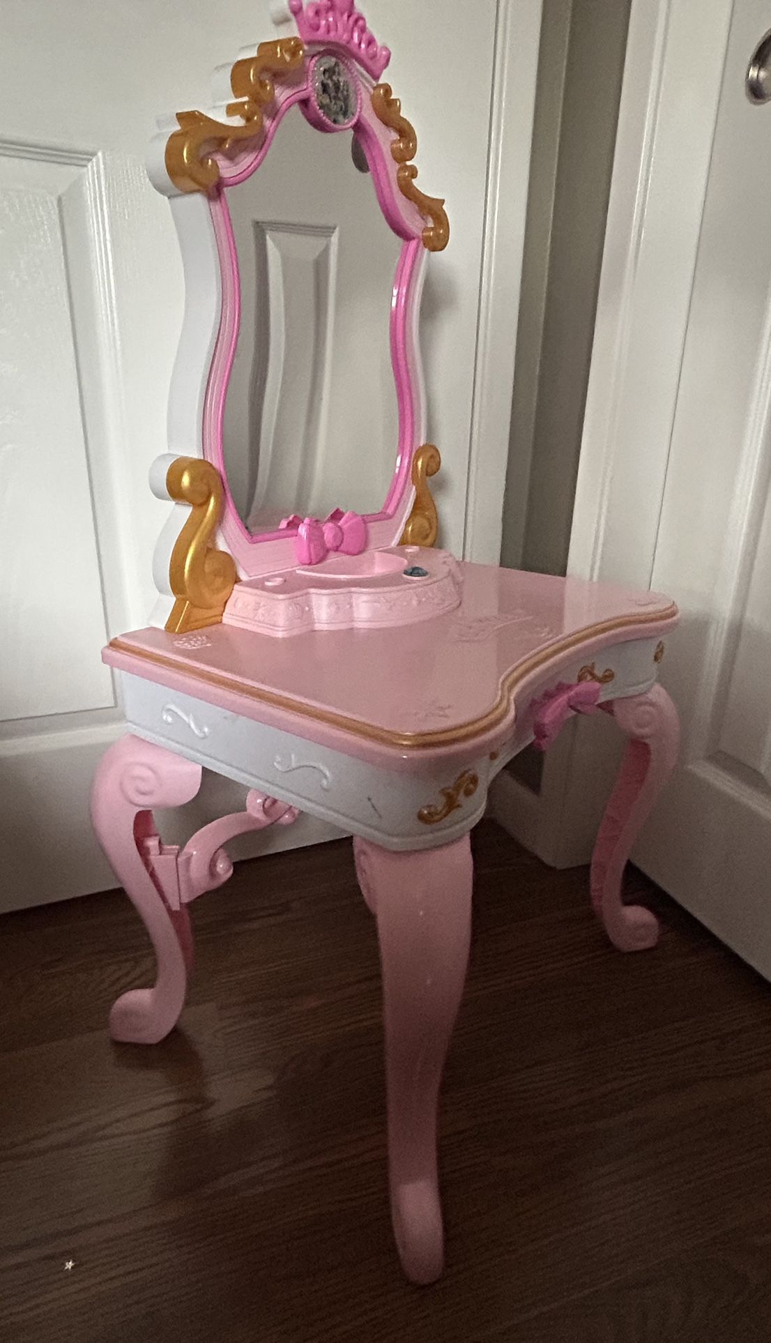 Disney Princess Musical Vanity