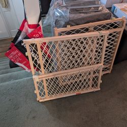 Baby gate